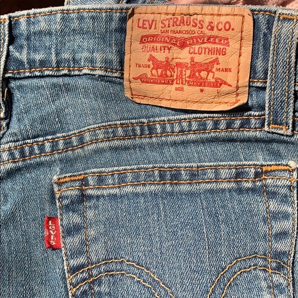 SuperLow Levi’s - Picture 5 of 6